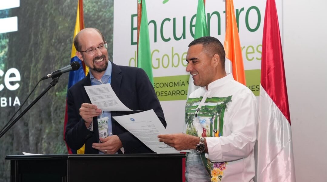 ARNOLD SCHWARZENEGGER RINDIÓ HOMENAJE AL GOBERNADOR DEL CAQUETÁ EN EL GCF TASK FORCE REALIZADO EN FLORENCIA